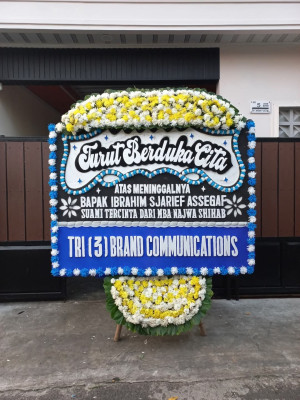 Papan Bunga Duka di Tambaksari